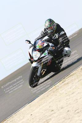 media/Sep-20-2025-TrackDaz (Sat) [[27f0cde673]]/C Group/1140am (Turn 2)/